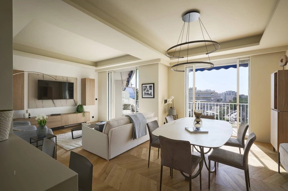 Apartment in Cannes, Provence-Alpes-Côte d'Azur, France 3 - 17510699