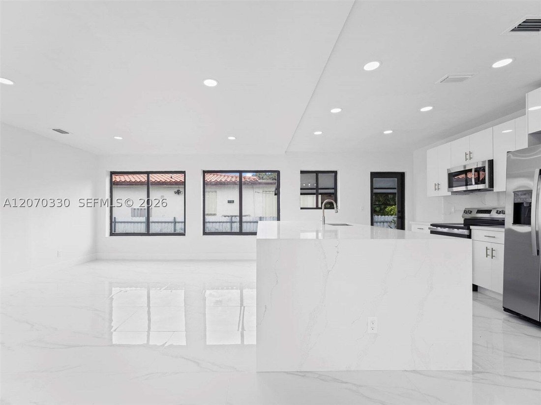 House in Miami, Florida, United States 3 - 18646167