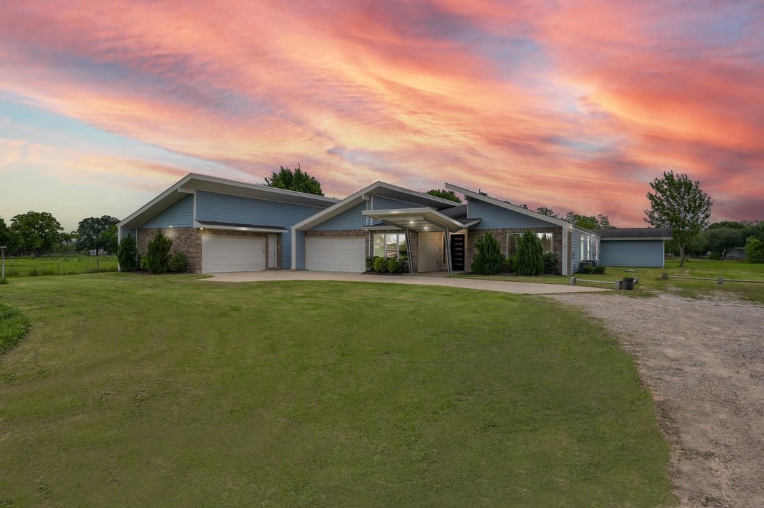 House in Fulshear, Texas, United States 1 - 17876713