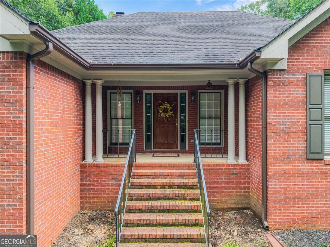 House in Social Circle, Georgia, United States 5 - 18649612