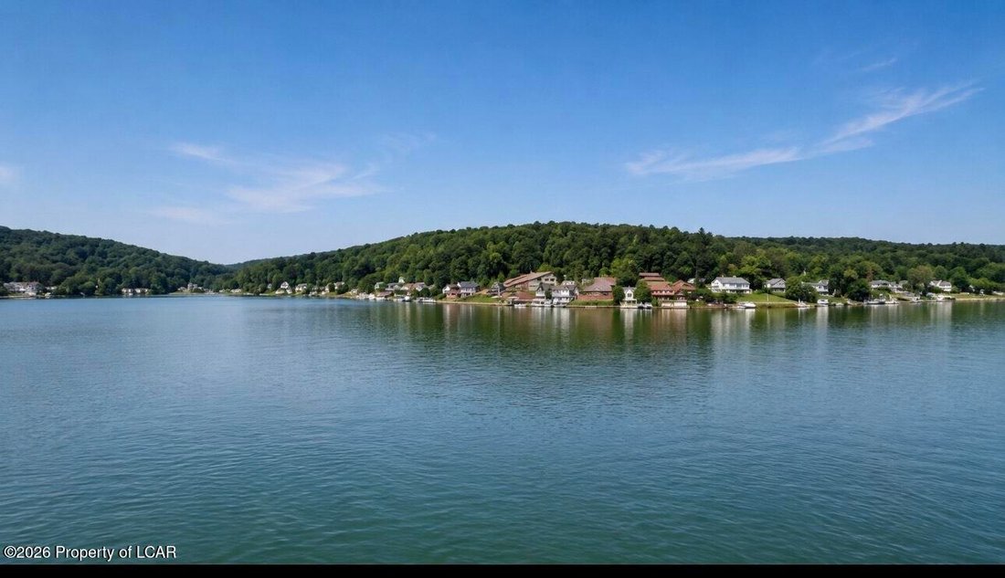 House in Harveys Lake, Pennsylvania, United States 4 - 18649317