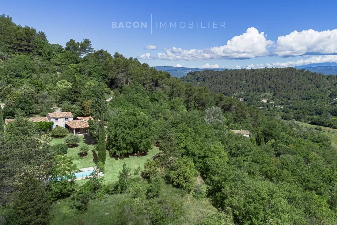 House in Ménerbes, Provence-Alpes-Côte d'Azur, France 3 - 17953104