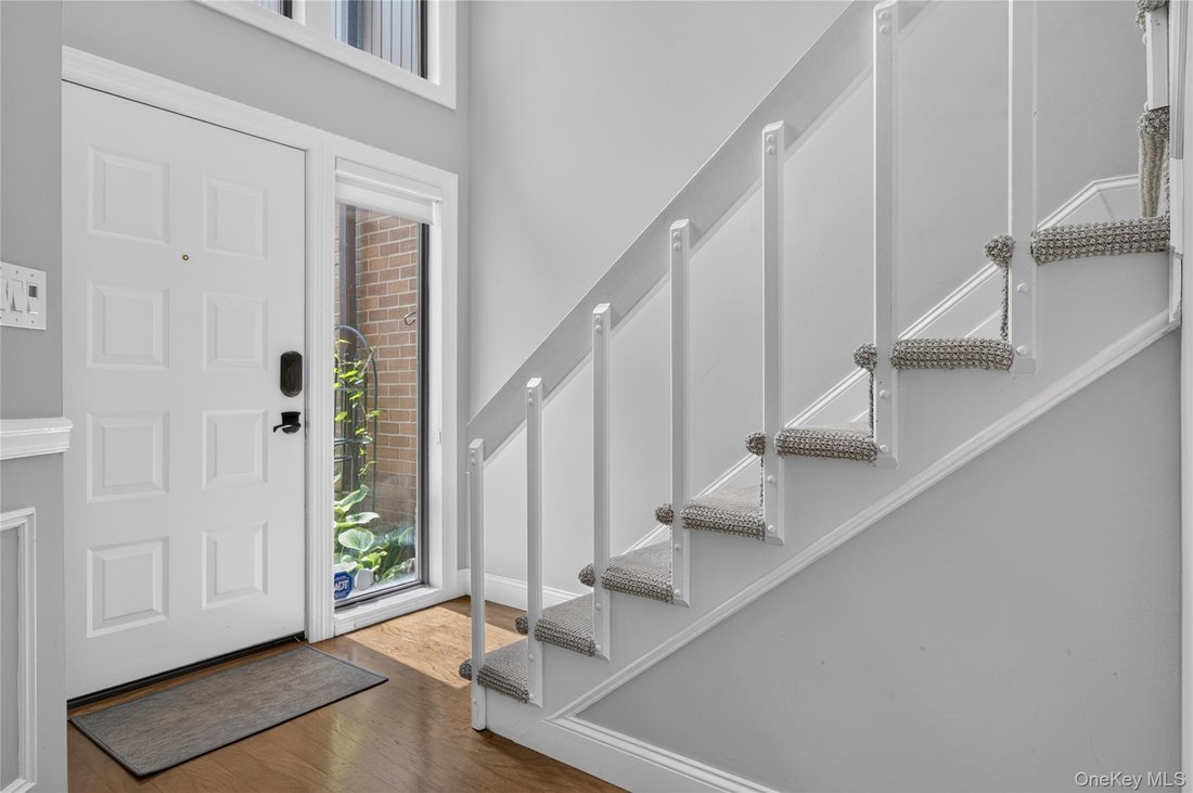 Condo in Roslyn, New York, United States 3 - 18649681