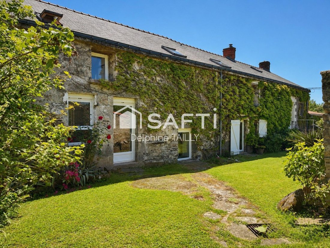House in Marais, Saint-Etienne-de-Montluc, France 1 - 18650382