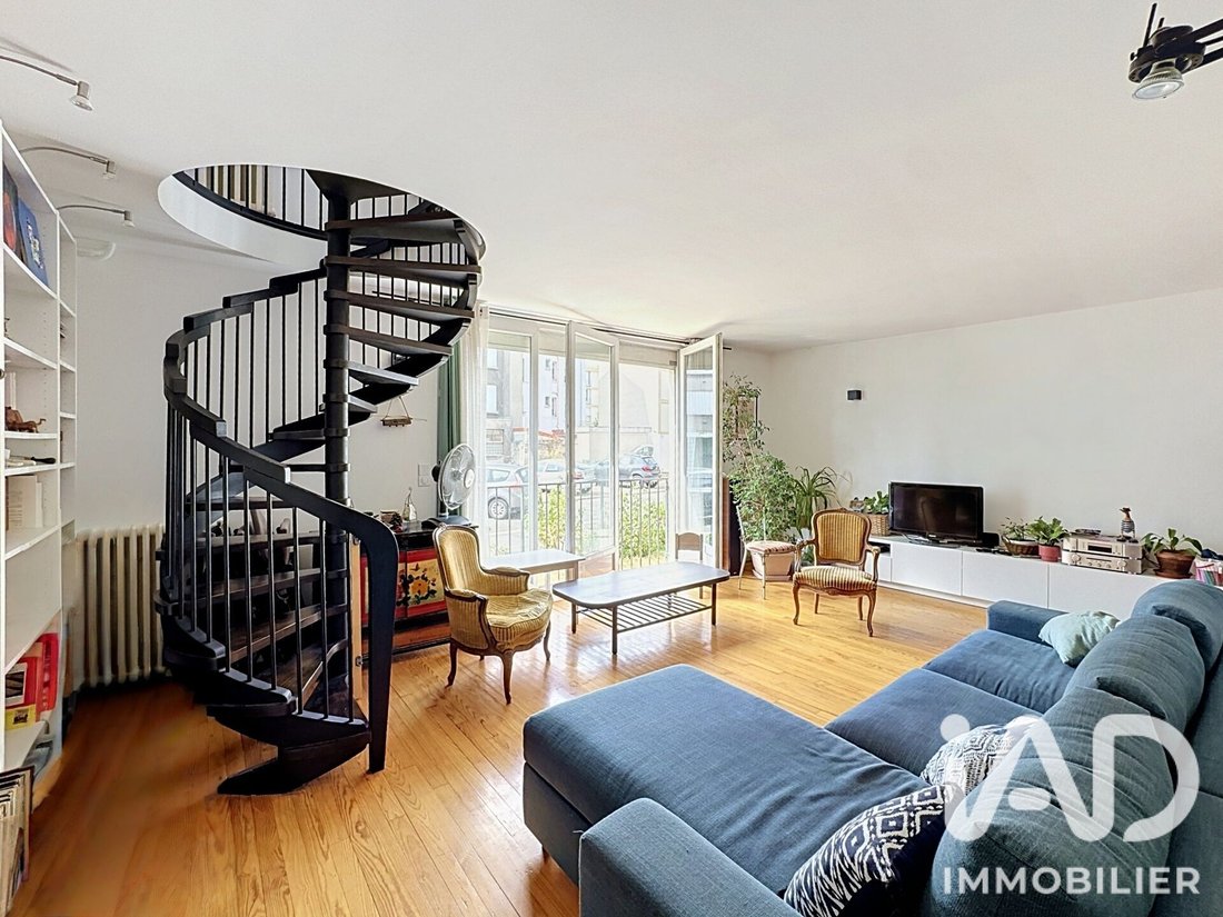 Apartment in Arrondissement of Bobigny, Ile-de-France, France 2 - 18650535