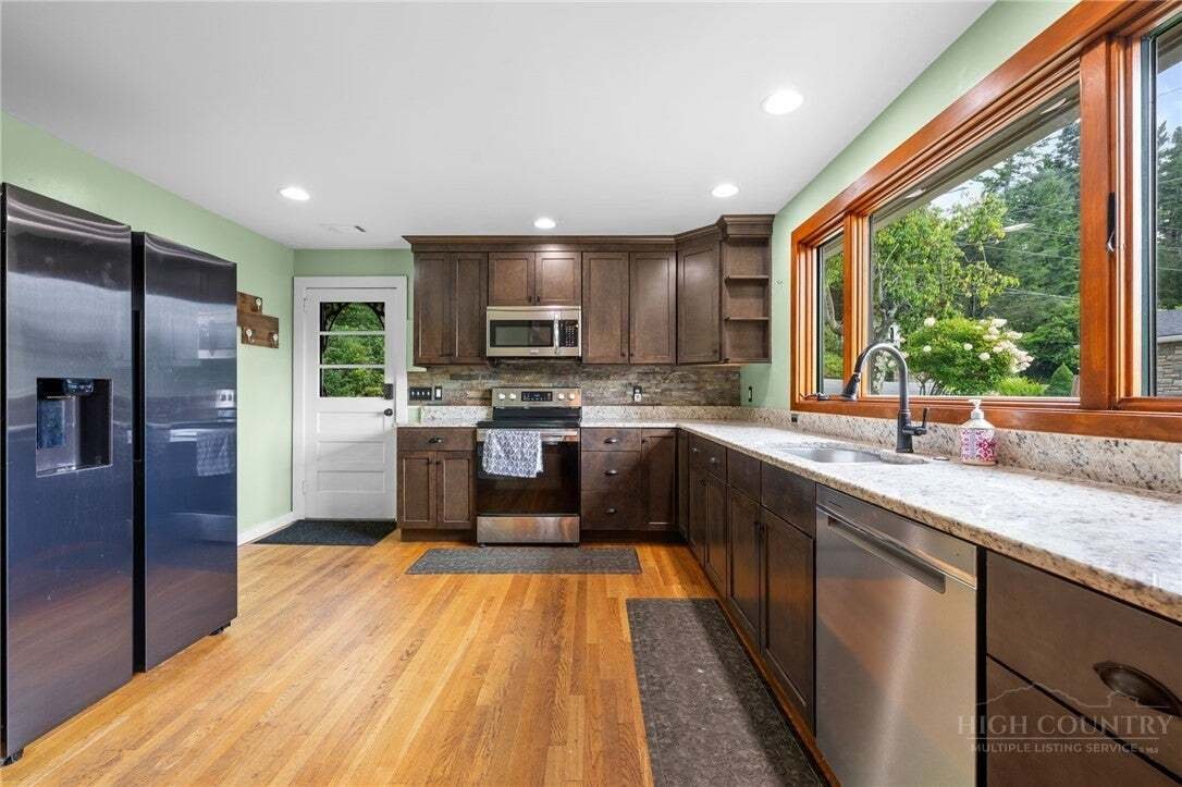 House in Blowing Rock, North Carolina, United States 5 - 18648932