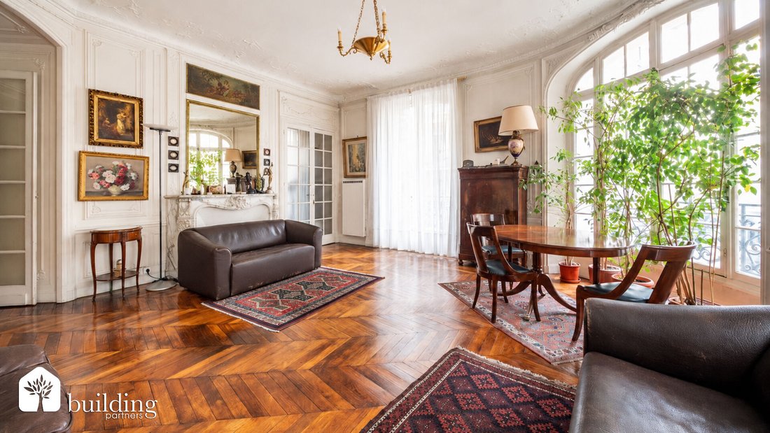 Apartment in La Fourche-Guy Môquet, Paris 17e Arrondissement, Paris 1 - 18649283