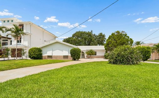 House in Indian Shores, Florida, United States 1