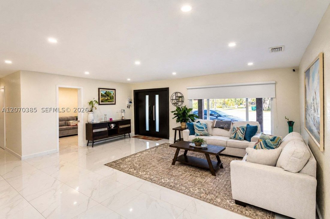 House in Miami, Florida, United States 4 - 18648782