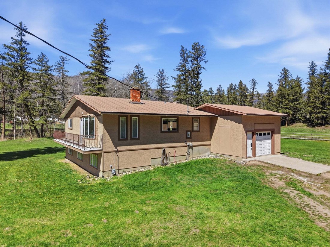 House in Westwold, British Columbia, Canada 1 - 18649890