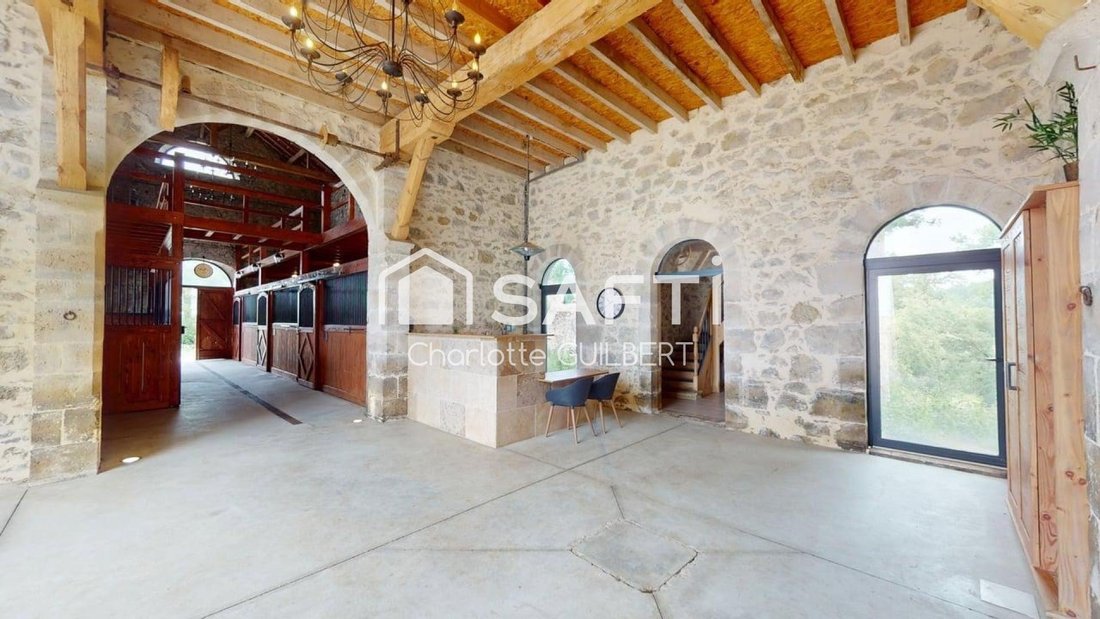House in Saint-Vincent-de-Lamontjoie, Nouvelle-Aquitaine, France 4 - 18508039