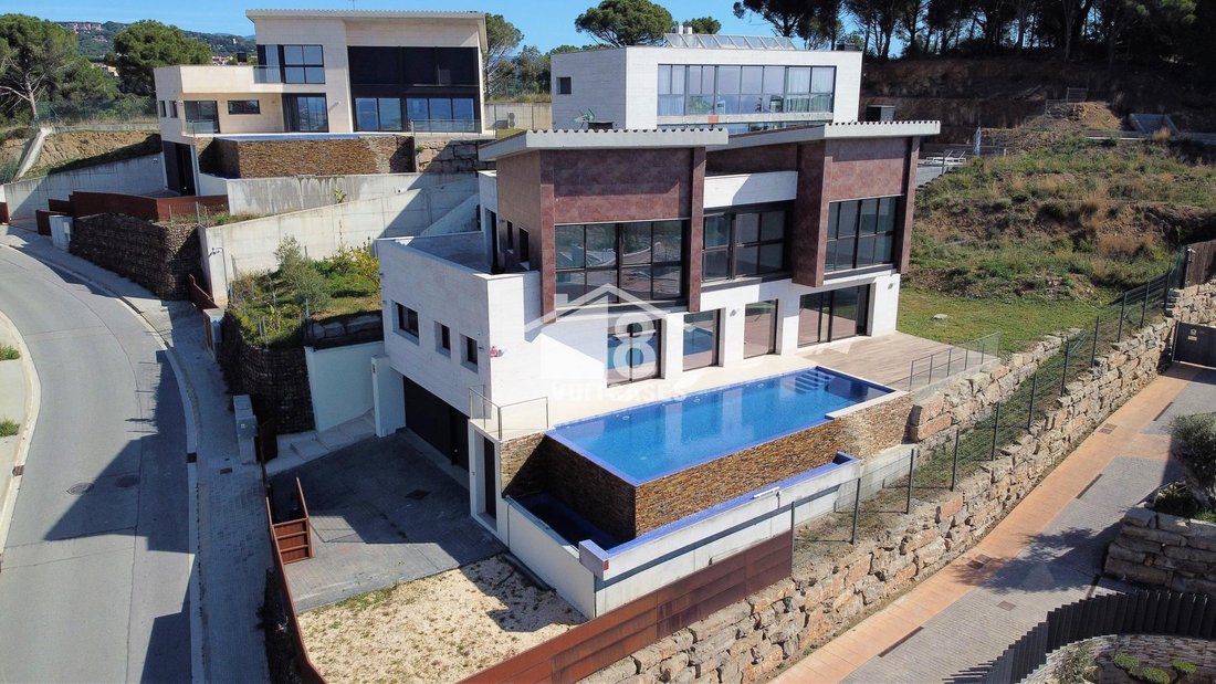 House in Sant Vicenc de Montalt, Catalonia, Spain 2 - 18649118