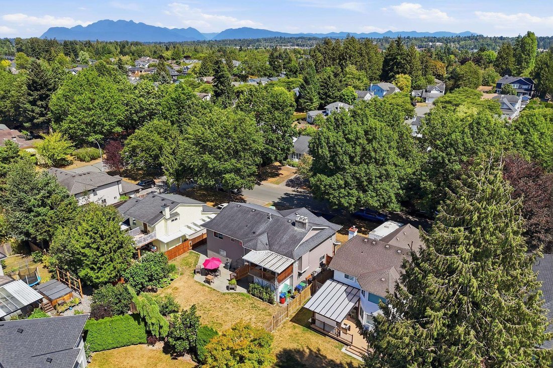 House in Surrey, British Columbia, Canada 4 - 18649884