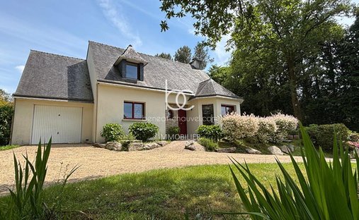 House in Monterblanc, Brittany, France 1