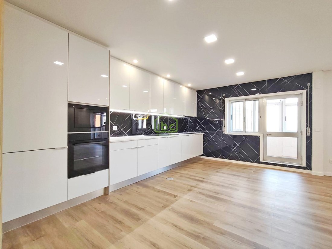 Apartment in Povoa de Varzim, Beiriz e Argivai, Porto District, Portugal 1 - 18649952