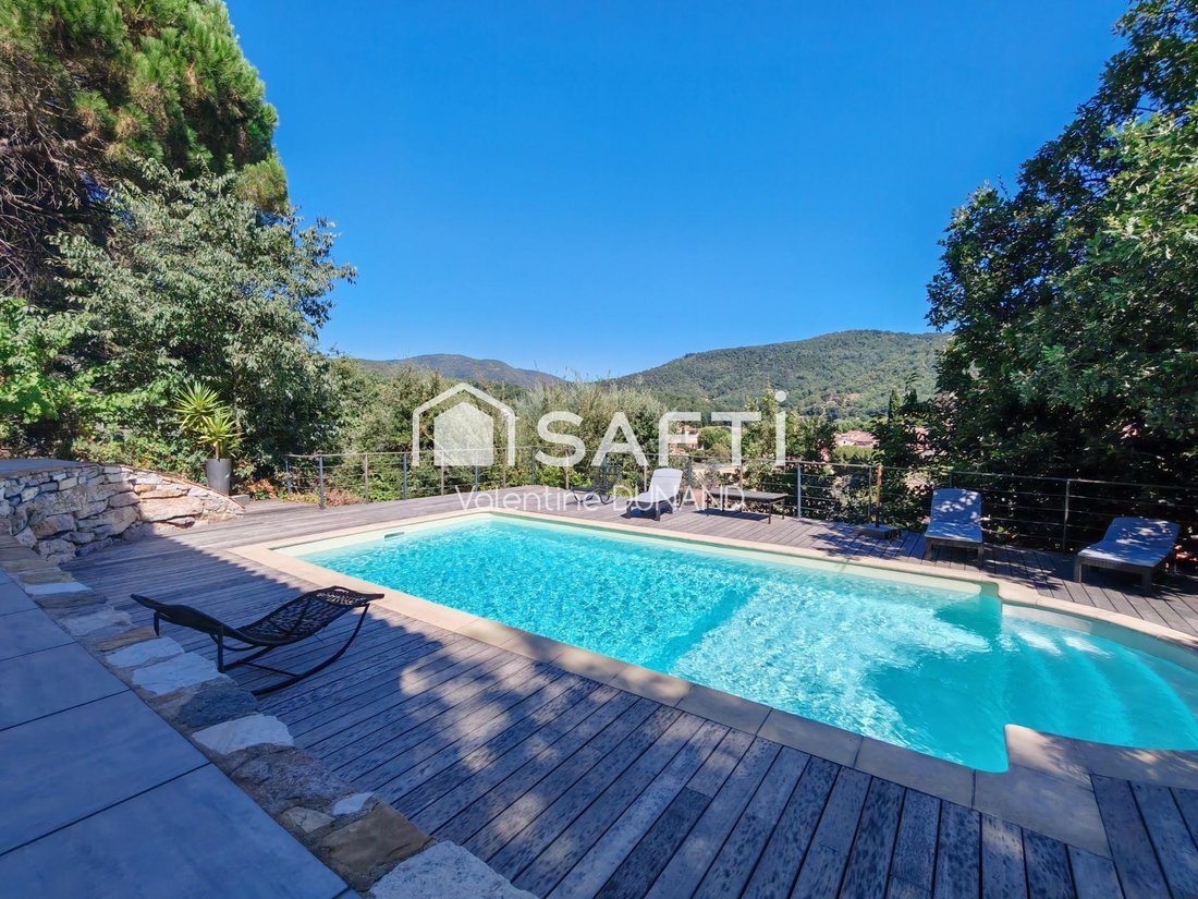 House in Collobrières, Provence-Alpes-Côte d'Azur, France 2 - 17785908