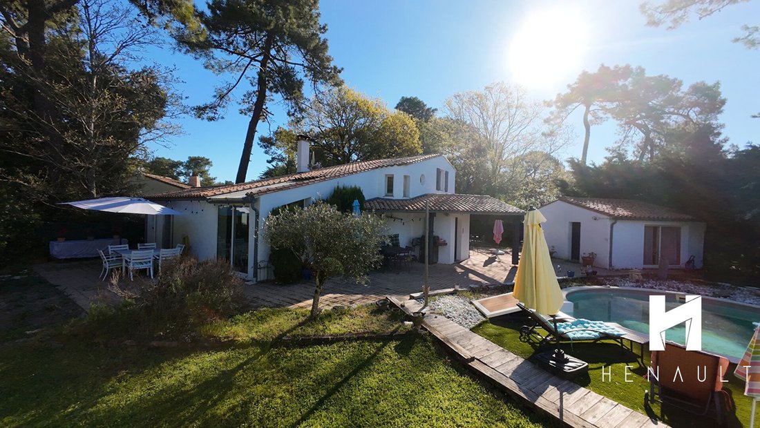 House in Rivedoux-Plage, Nouvelle-Aquitaine, France 1 - 18649503