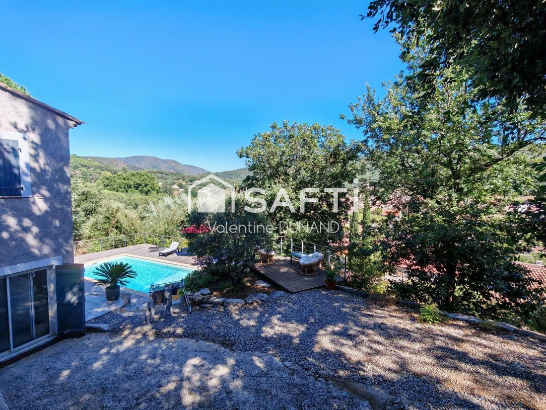 House in Collobrières, Provence-Alpes-Côte d'Azur, France 1 - 17785908