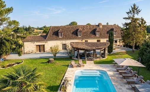 House in Faux-en-Périgord, Nouvelle-Aquitaine, France 1