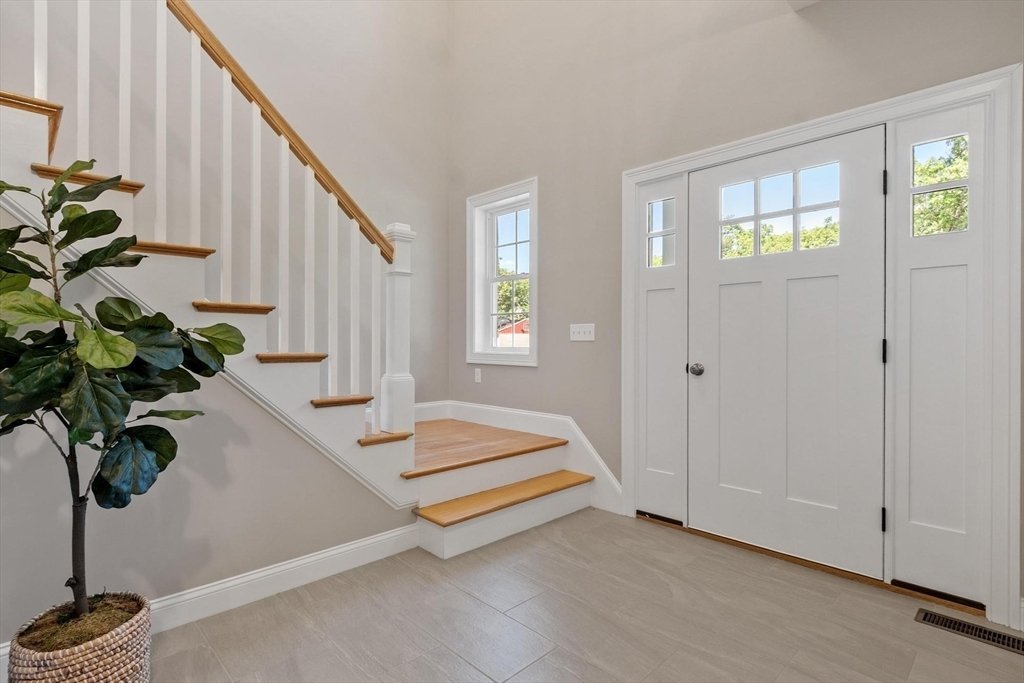 House in Sterling, Massachusetts, United States 2 - 18649410