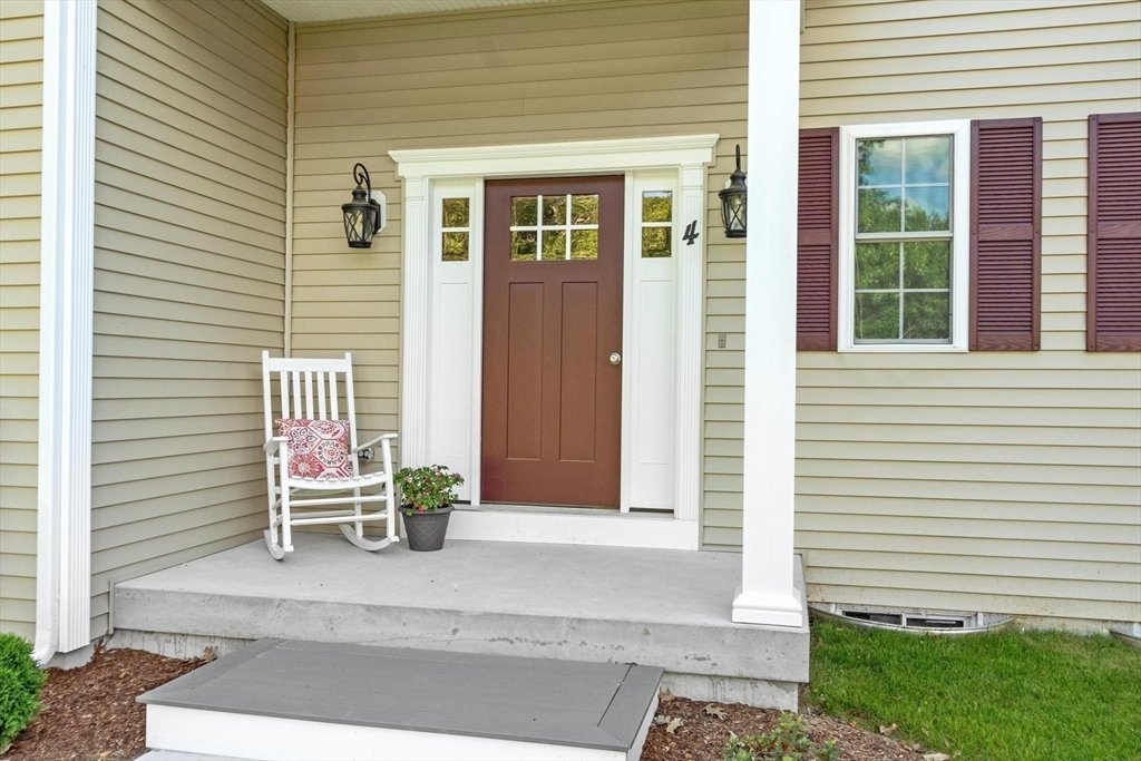 House in Sterling, Massachusetts, United States 1 - 18649410