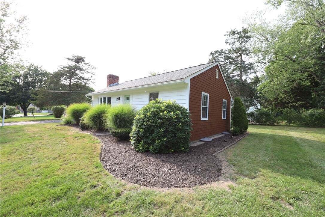 House in Warwick, Rhode Island, United States 5 - 18648941