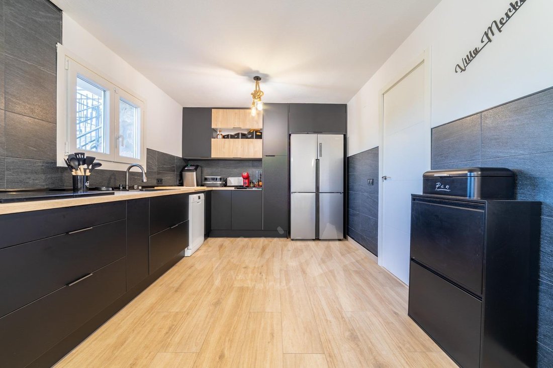 Chalet in Valdemorillo, Comunidad de Madrid, Spain 5 - 18649081