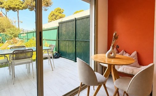 Apartment in Le Cros de Cagnes, Cagnes-sur-Mer, France 1
