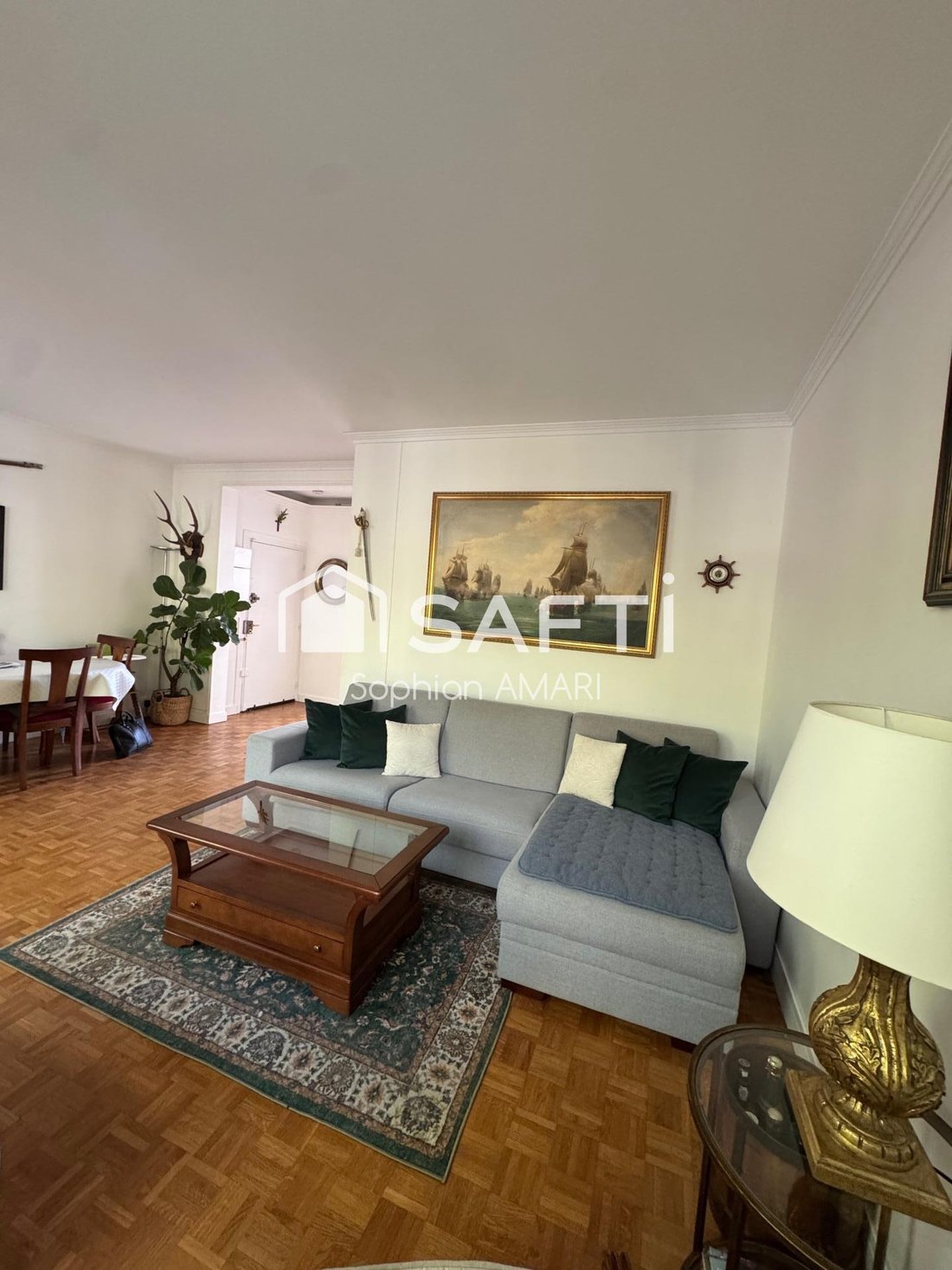 Apartment in Domaine National du Château, Versailles, France 4 - 18650381