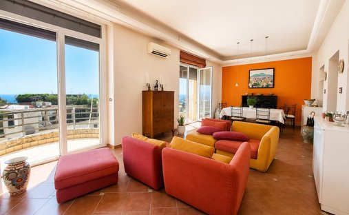 Apartment in Vomero, Naples, Campania 1