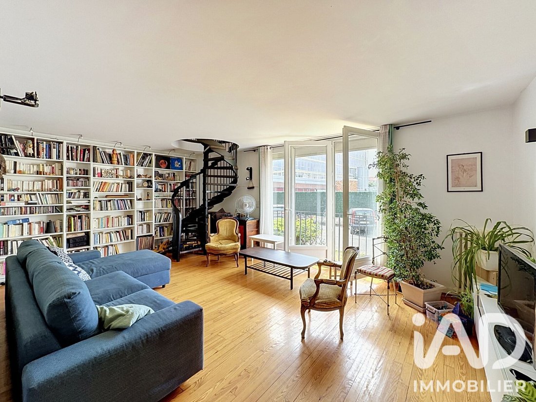 Apartment in Arrondissement of Bobigny, Ile-de-France, France 1 - 18650535