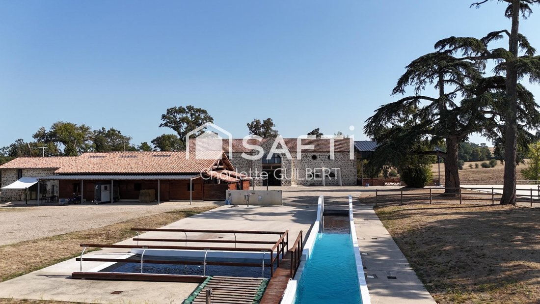 House in Saint-Vincent-de-Lamontjoie, Nouvelle-Aquitaine, France 1 - 18508039