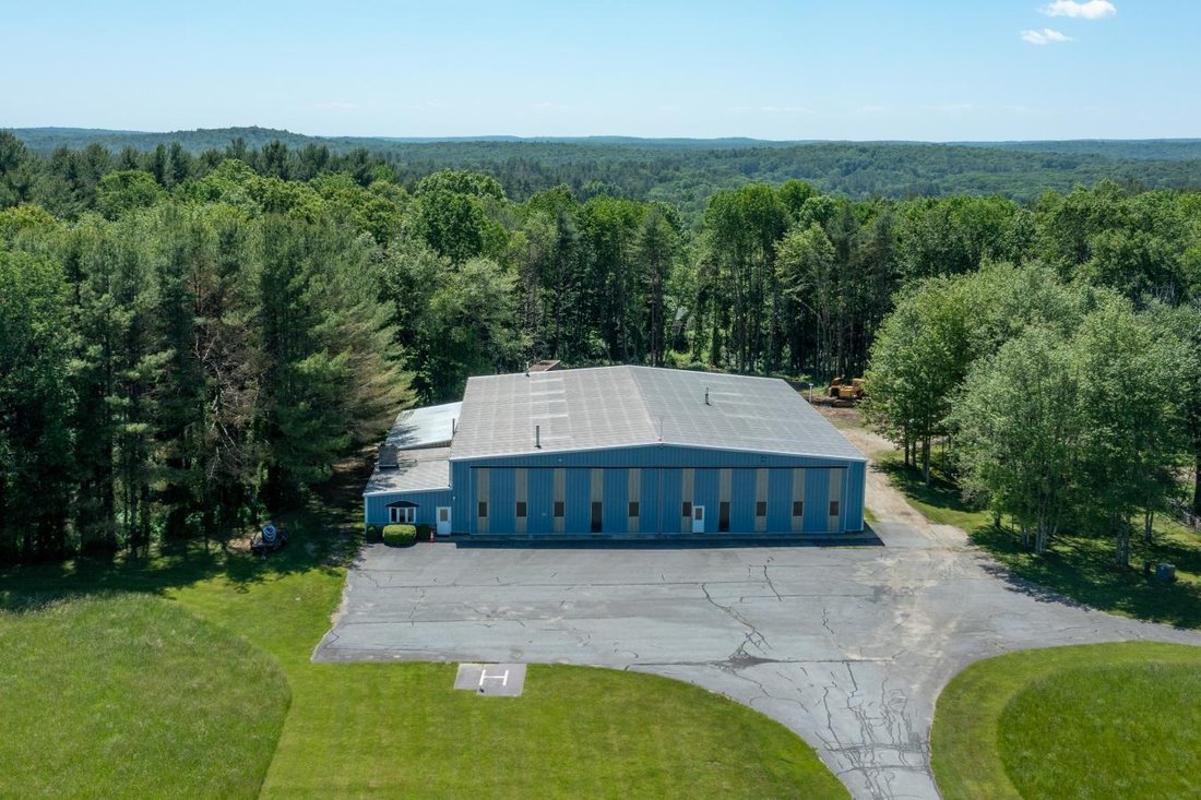 House in Woodstock, Connecticut, United States 4 - 18649829
