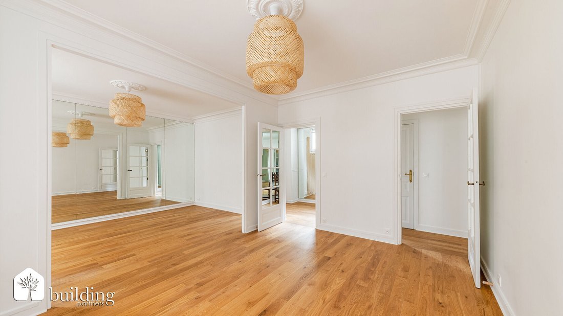 Apartment in Pereire-Malesherbes, Paris 17e Arrondissement, Paris 5 - 18649379