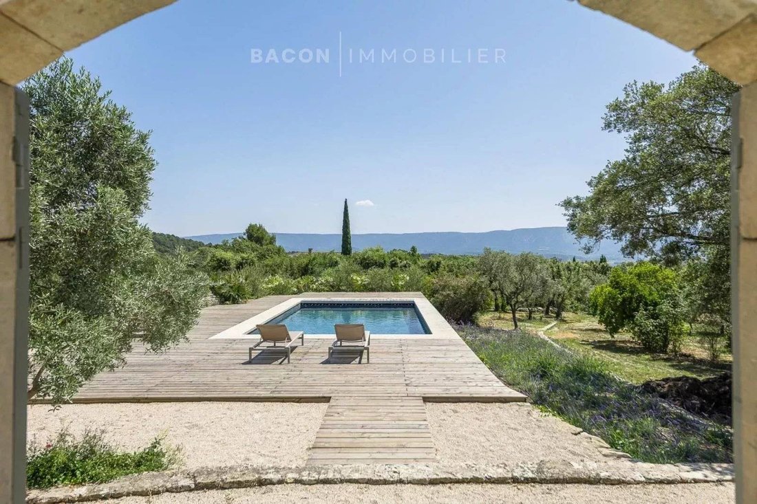 Estate in Gordes, Provence-Alpes-Côte d'Azur, France 1 - 16832816