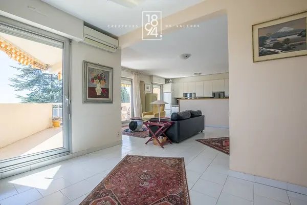 Apartment in Granettes-Jauberte-Sainte Anne, Aix-en-Provence, France 3 - 17557955
