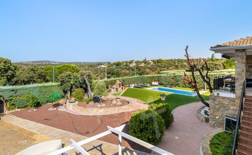 Chalet in Valdemorillo, Comunidad de Madrid, Spain 1