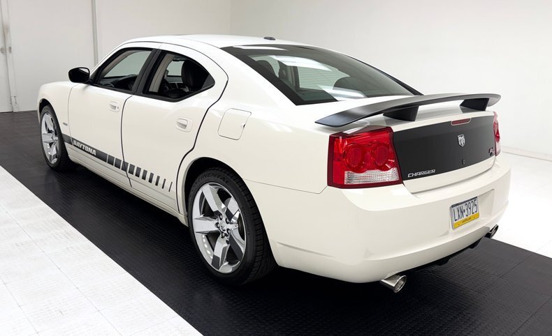 Sedan in Morgantown, United States 3 - 18649691