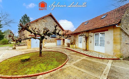 House in Meyrals, Nouvelle-Aquitaine, France 1