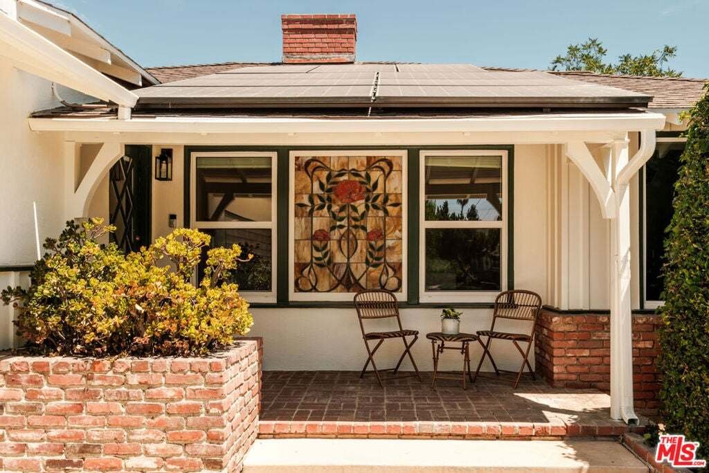 House in Los Angeles, California, United States 1 - 18649009