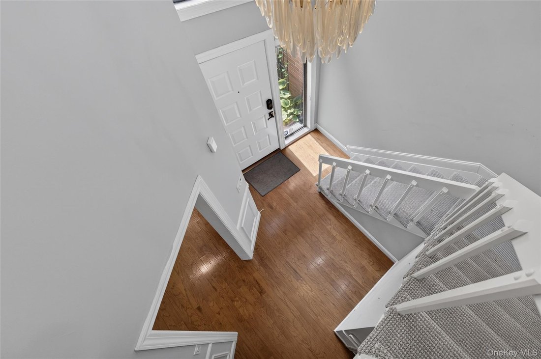 Condo in Roslyn, New York, United States 4 - 18649681
