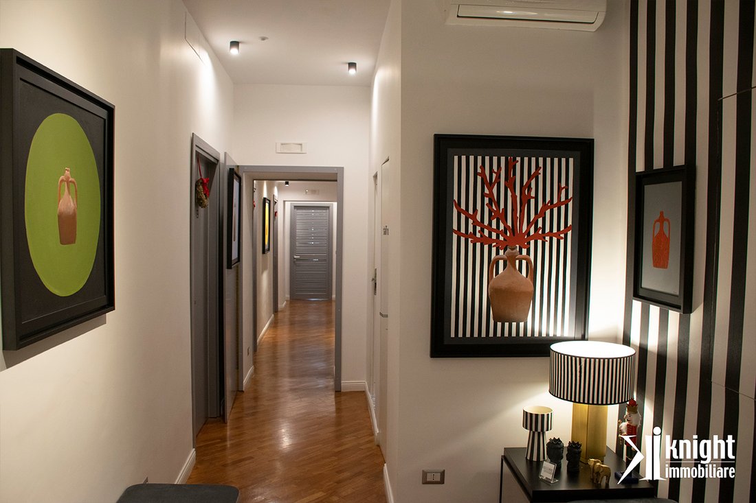 Apartment in Santa Lucia, Naples, Campania 5 - 18648977