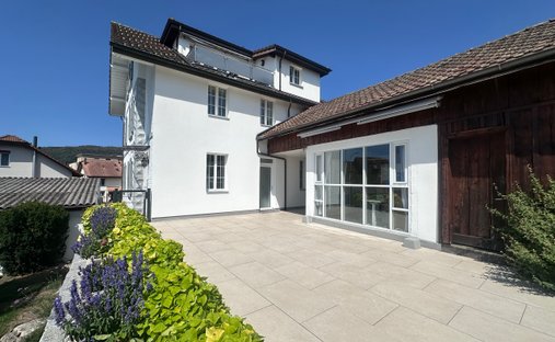 House in Oftringen, Aargau, Switzerland 1