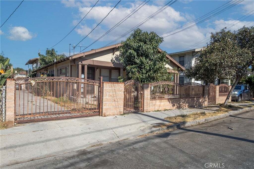 House in Los Angeles, California, United States 3 - 18649661