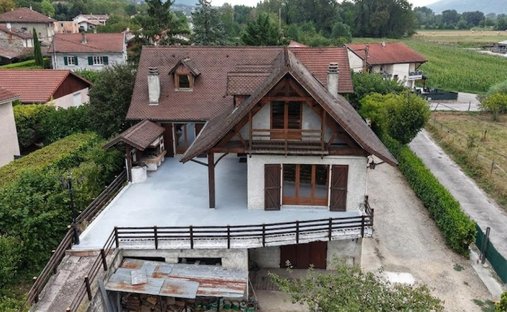 House in Le Touvet, Auvergne-Rhône-Alpes, France 1