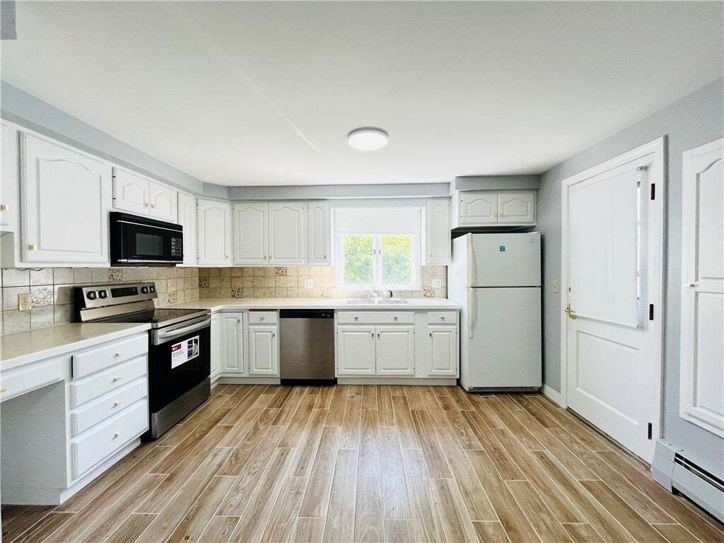 House in Barrington, Rhode Island, United States 5 - 18648936