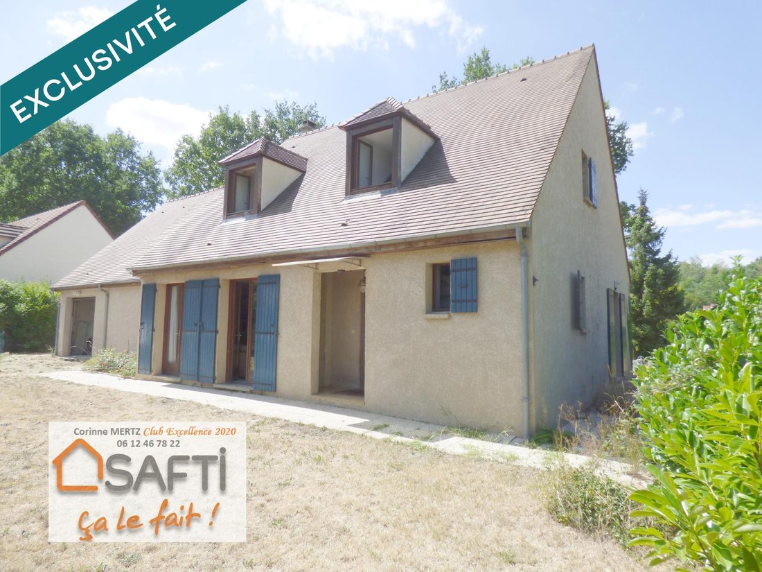 House in Dampierre-en-Yvelines, Ile-de-France, France 1 - 18650380
