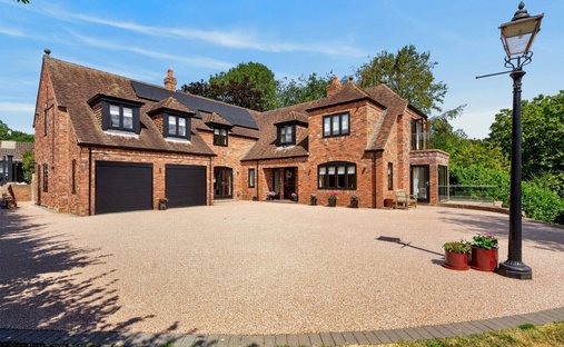 House in Inkberrow, England 1