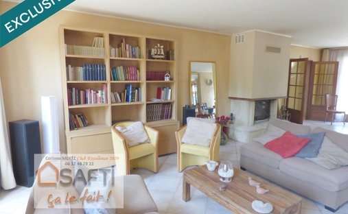 House in Dampierre-en-Yvelines, Ile-de-France, France 1