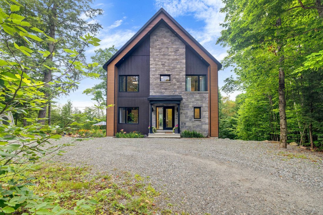 House in Val-des-Monts, Quebec, Canada 2 - 18649847
